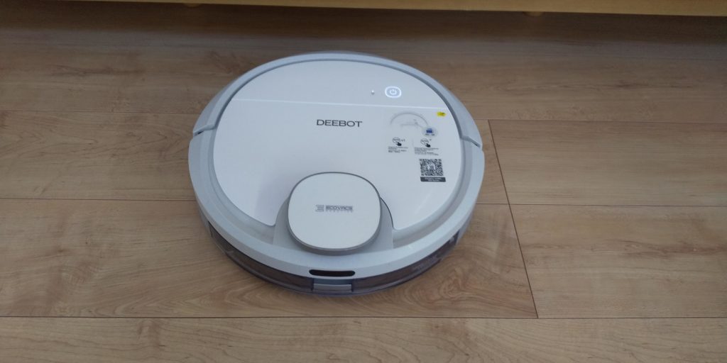 ロボット掃除機 DEEBOTの画像